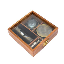 The Wallace Gift Box