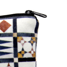 Zip Pocket - Pavement and Octagonal Fountain