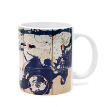 Mug - Pair of Namban Screens with Maps of the World and Japan - Louvre Abu Dhabi