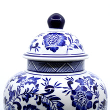 Blue and White Retro Ceramic Flower Vase (with lid)