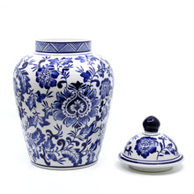 Blue and White Retro Ceramic Flower Vase (with lid)